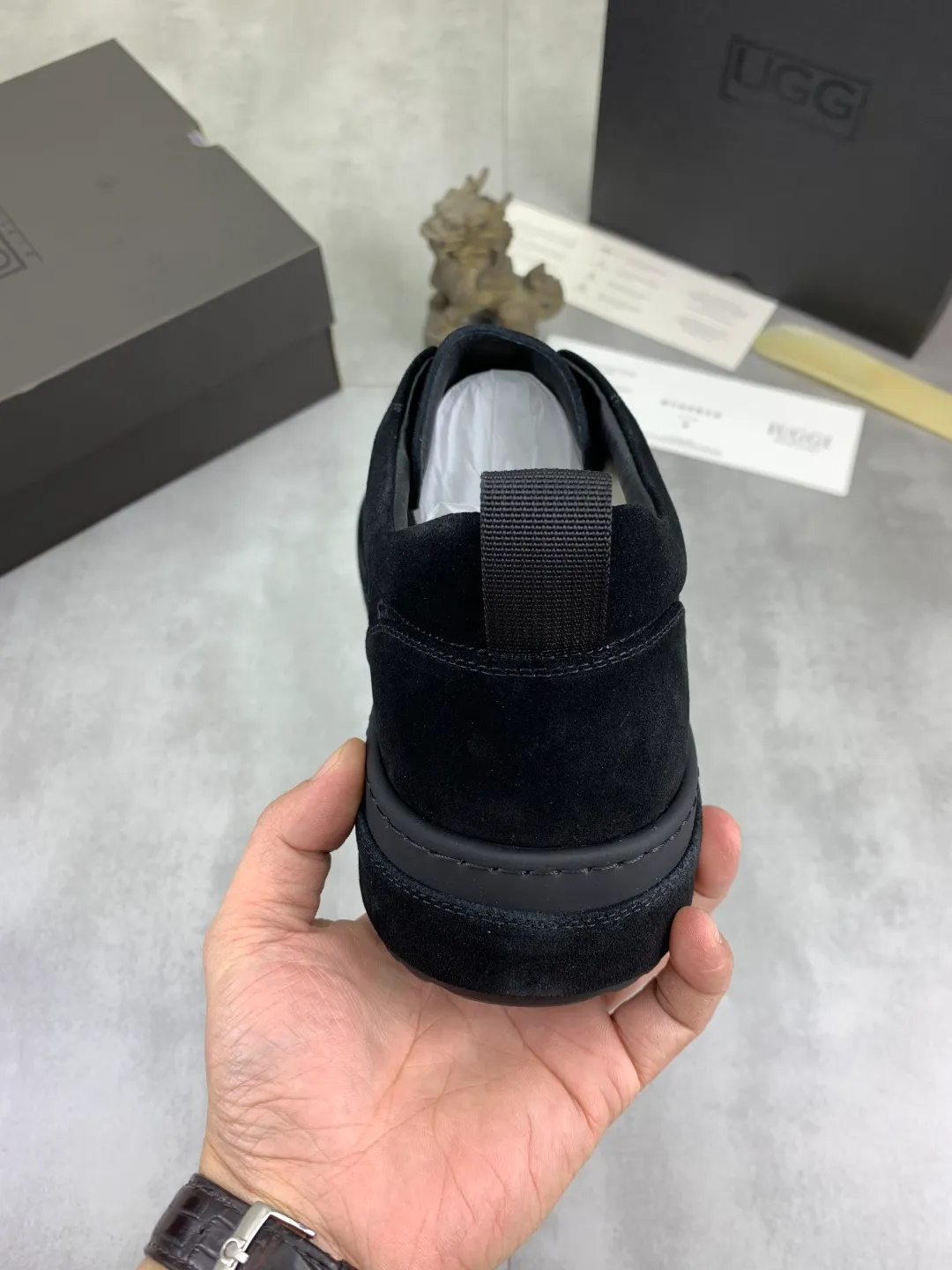 Men's men's shoes 💰P600 New arrival 🆕🆕🆕 IUGGI new retro presbyopic men's shoes Casual and versatile, full of high-end sense, fashionable and luxury style, joint model, retro presbyopic factor, full of handsome style, first layer suede cowhide, wool lining, rubber outsole, light and non-slip size: 39-44, three colors 9681-c22